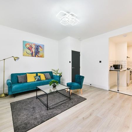 New Stylish 1 Bedroom Apartment - Flat D Norwood Buitenkant foto