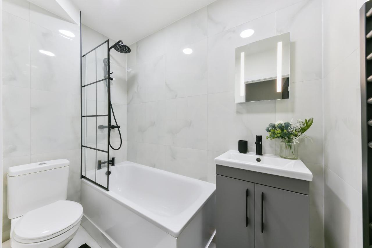New Stylish 1 Bedroom Apartment - Flat D Norwood Buitenkant foto
